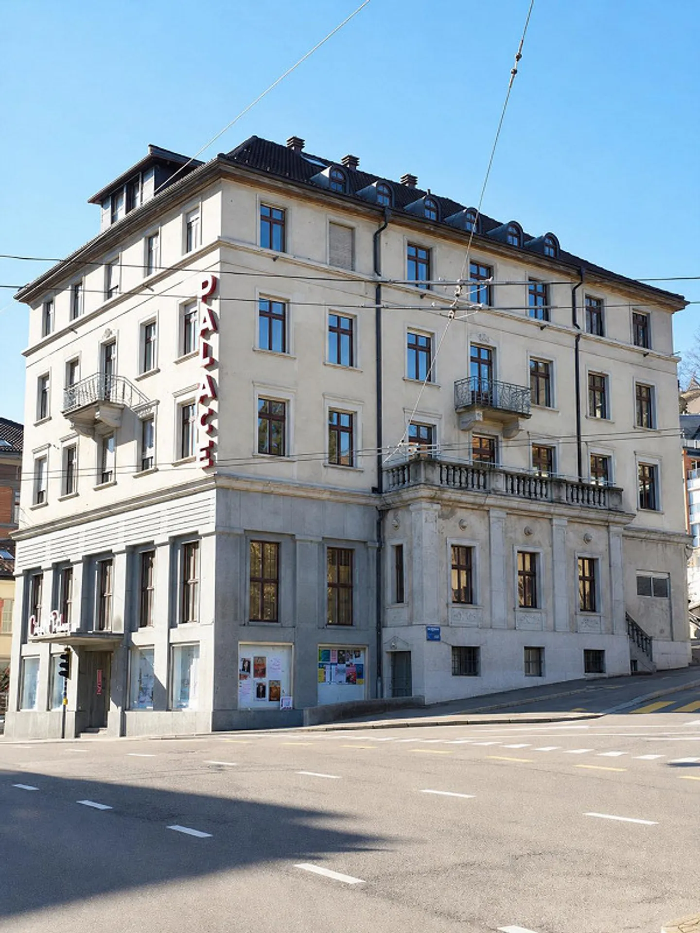Bell'appartamento di 6.5 stanze in centro - Foto 1 di 12
