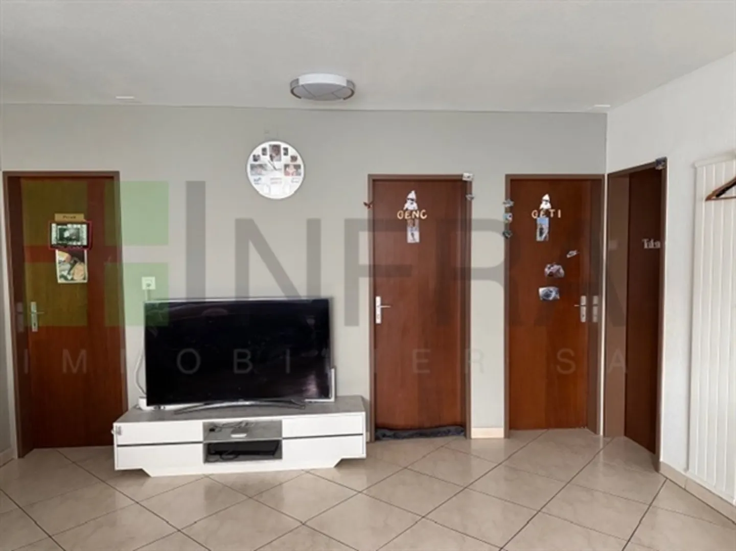 «4-Zimmer-Wohnung – Hell» - Foto 2 di 7