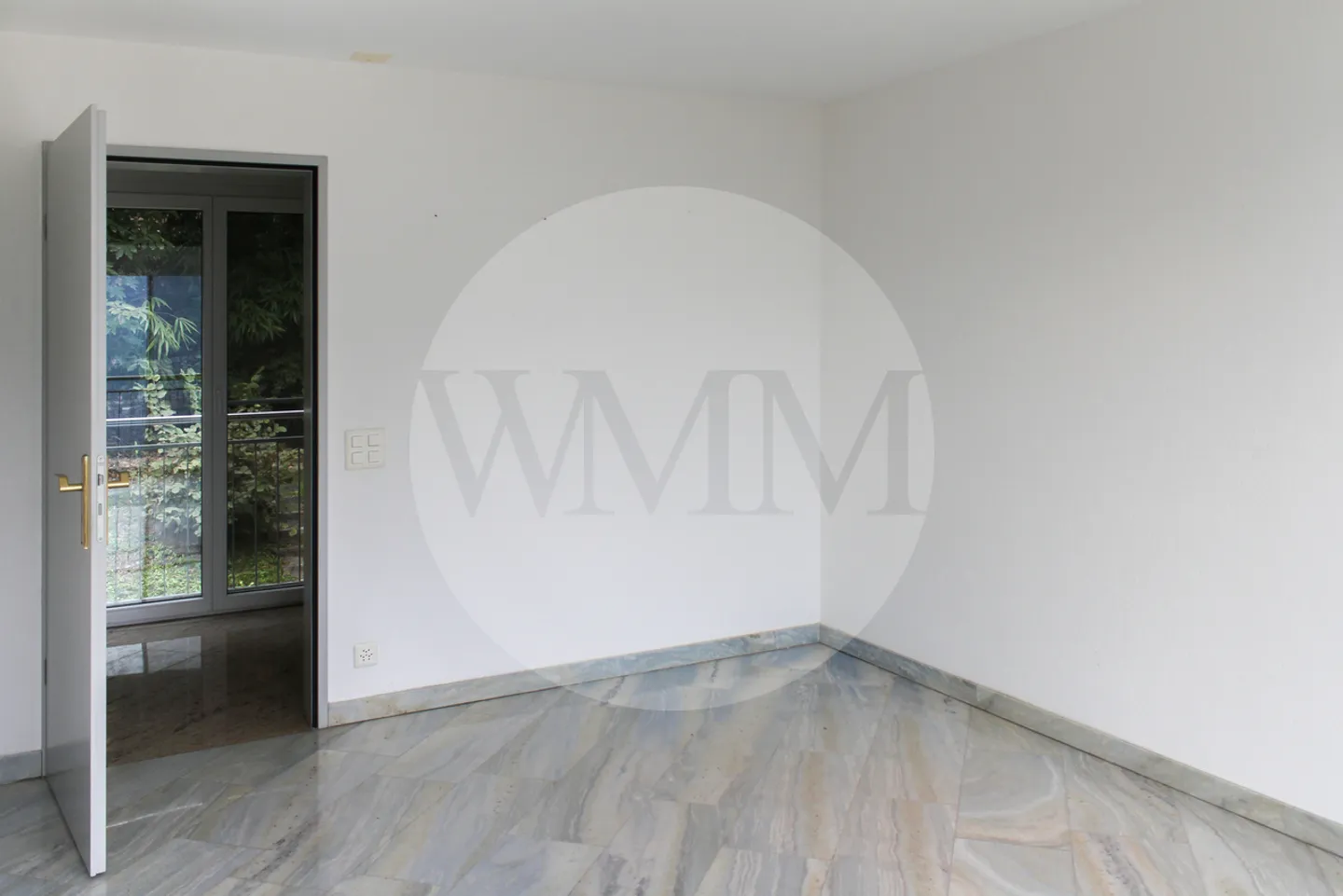 4.5-ZIMMER-WOHNUNG MIT GROSSER TERRASSE UND SEEBLICK - Foto 9 von 10