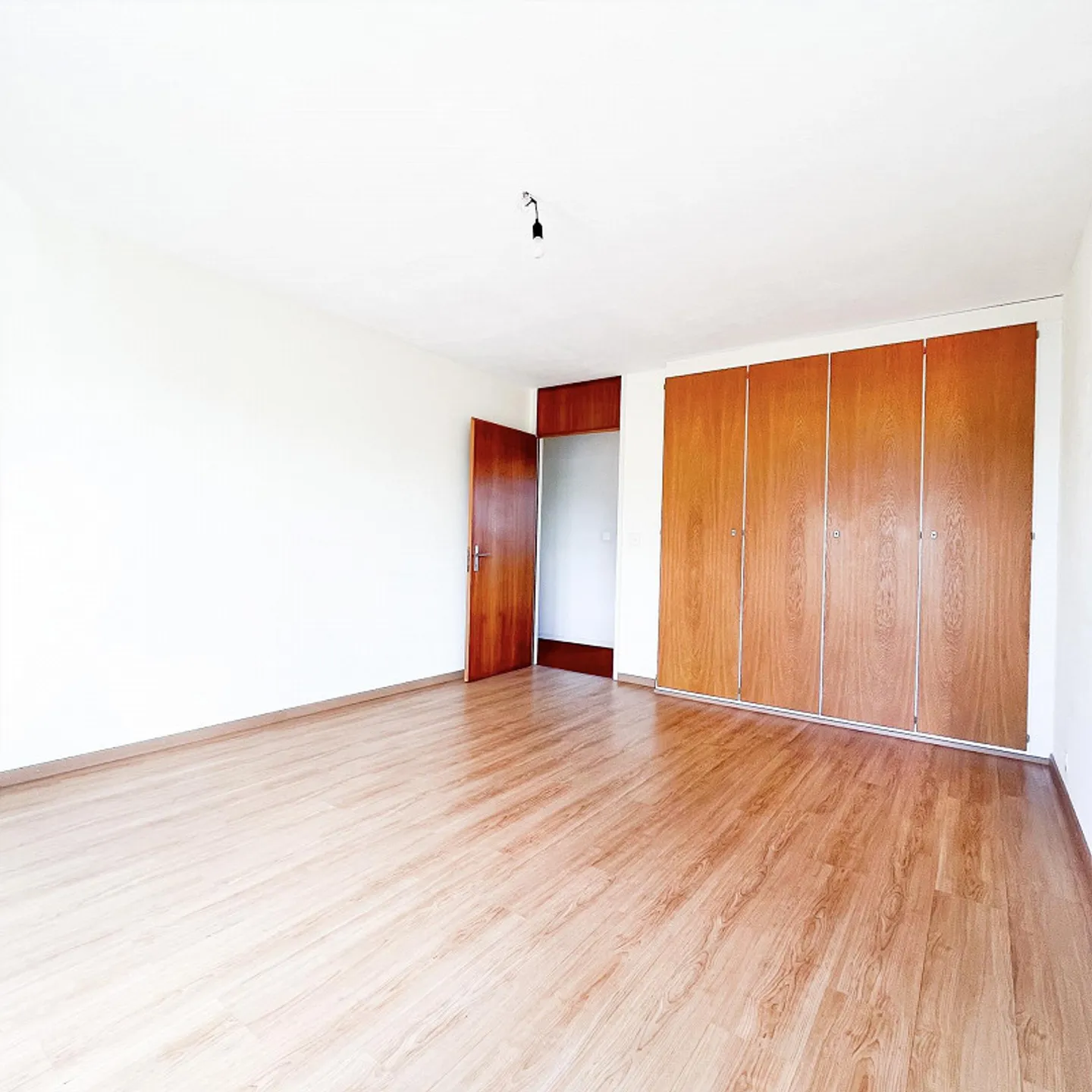 4.5-room single-family house in a quiet location with stunning views. - Photo 7 of 14