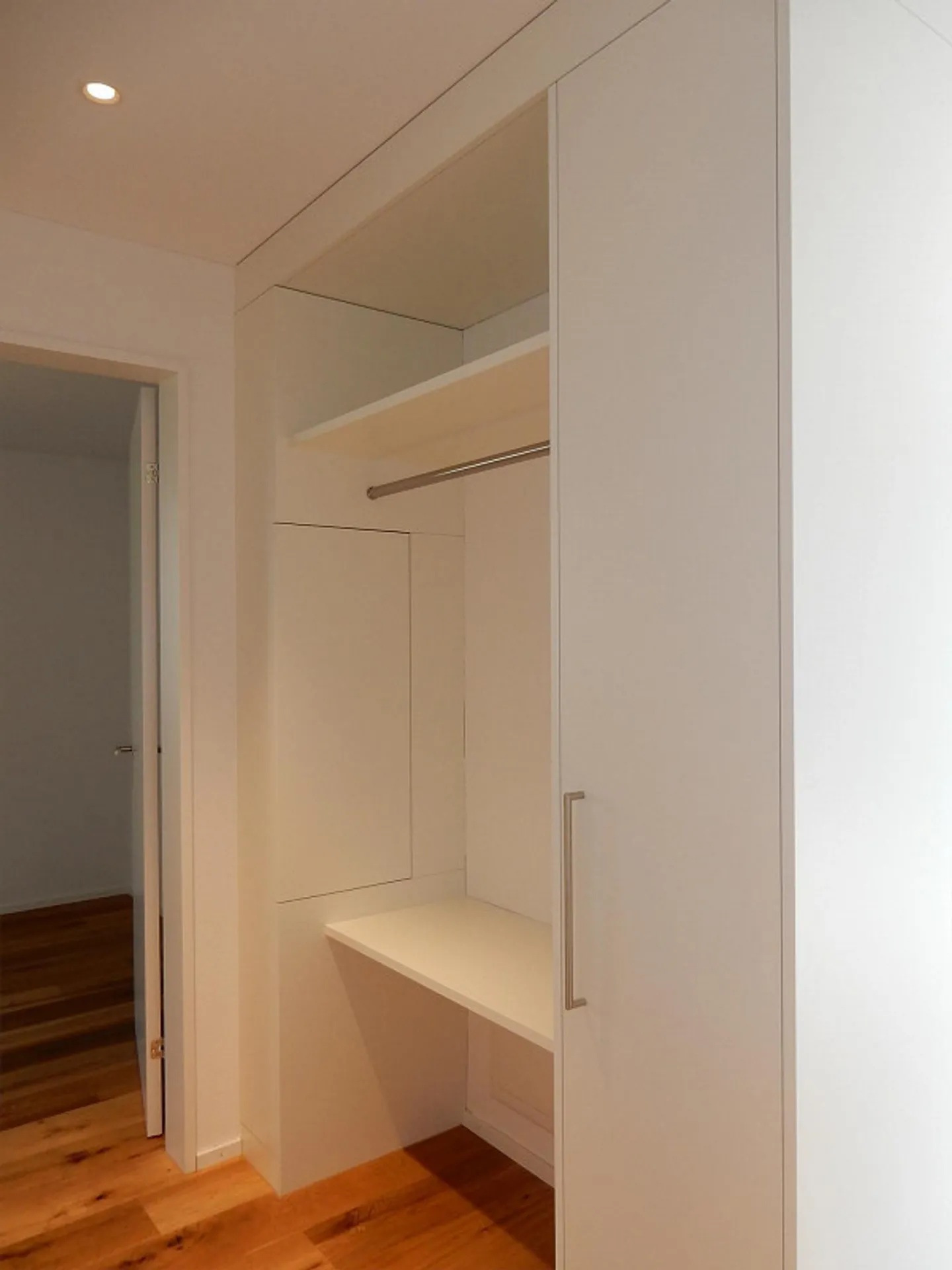 Espace commercial pour bureau, cabinet, atelier - Photo 2 sur 10