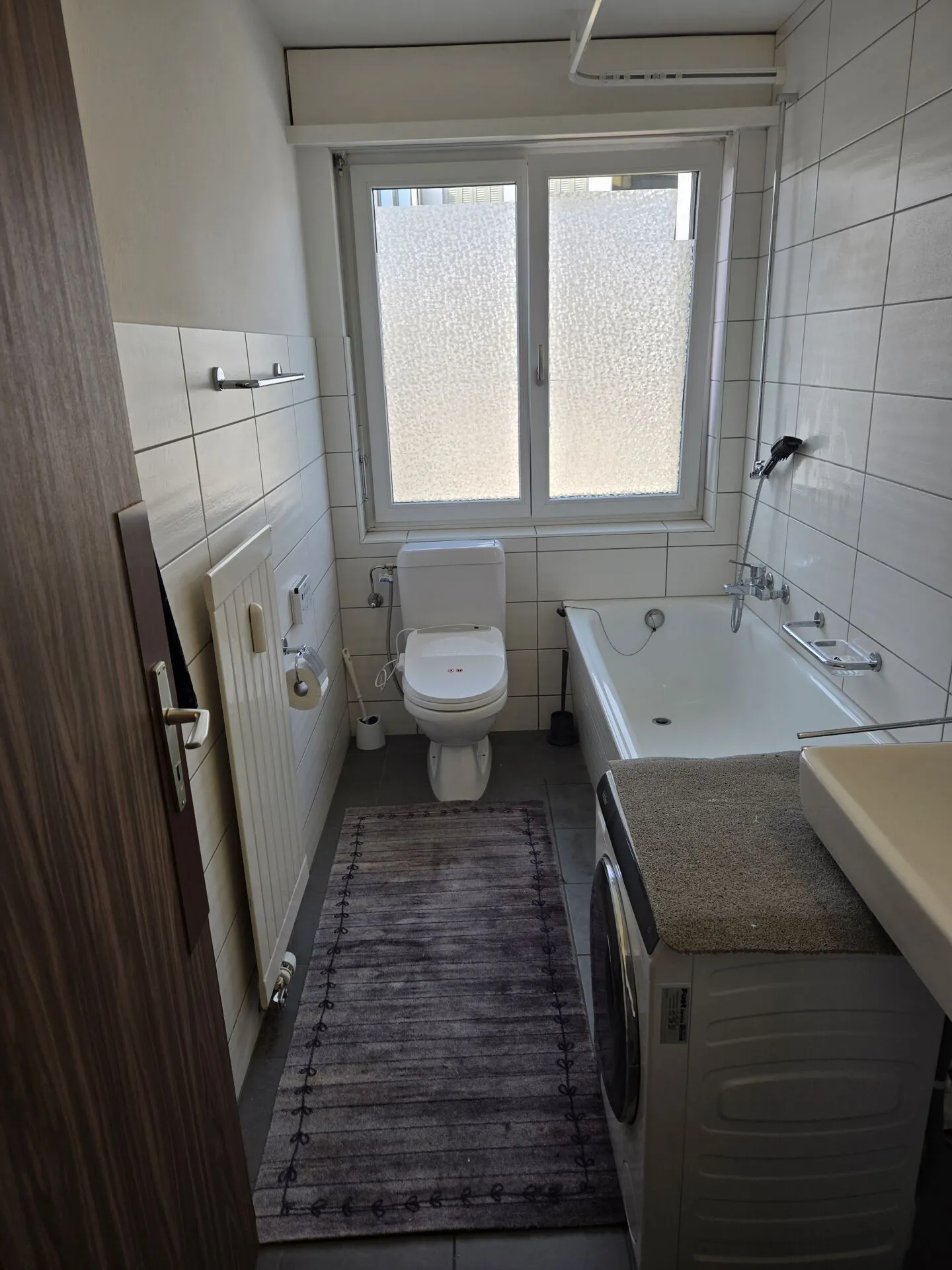 Bright 3.5-room apartment in a central location in Orpund for rent - Photo 3 of 5