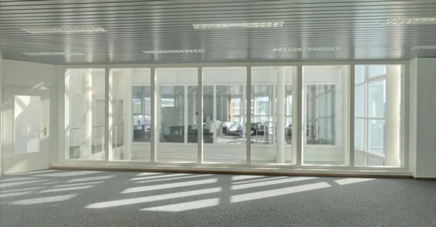 Office space for rent - Photo 2 of 3