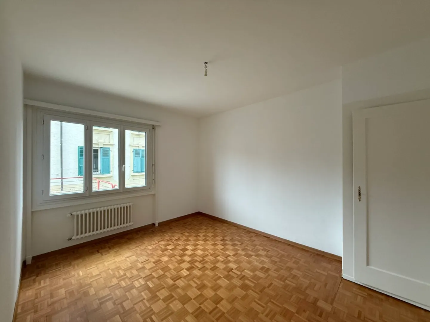 4.5 rooms with large terrace - Photo 4 of 8