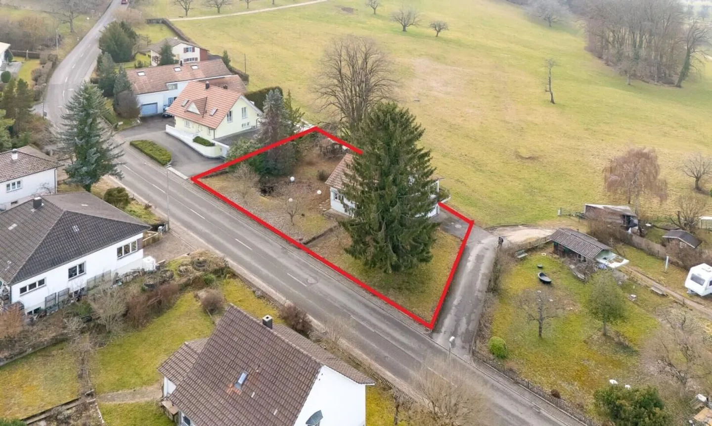 Developed building plot with unobstructed view - Photo 1 of 8