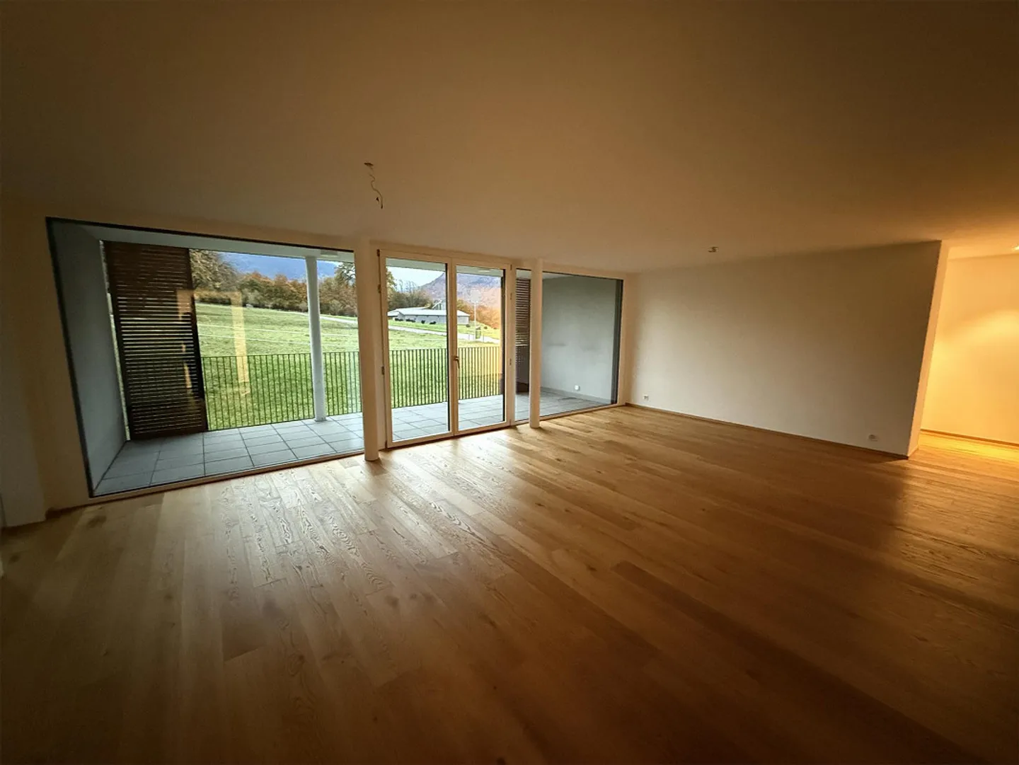 Appartement lumineux de 4,5 pièces dans la région des Grisons - Photo 2 sur 8