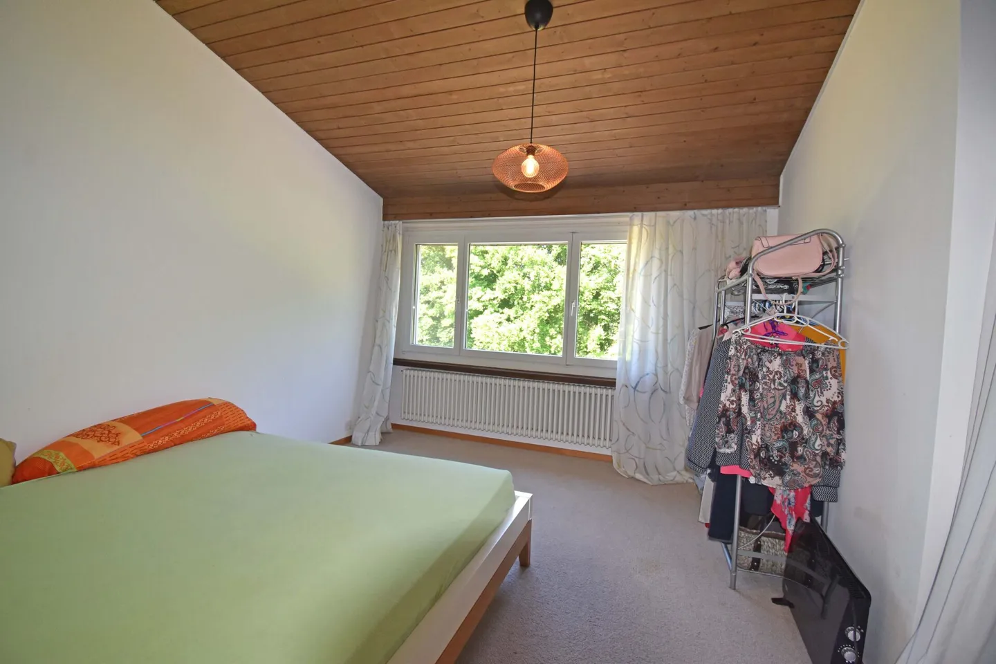 Casa a schiera moderna con piscina comunitaria - Foto 12 di 15