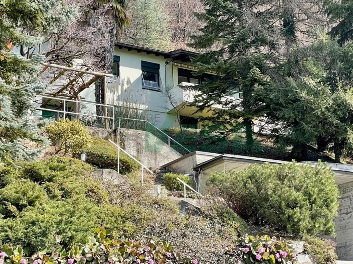 Maison unifamiliale/de vacances confortable avec une merveilleuse vue dégagée - Photo 2 sur 11