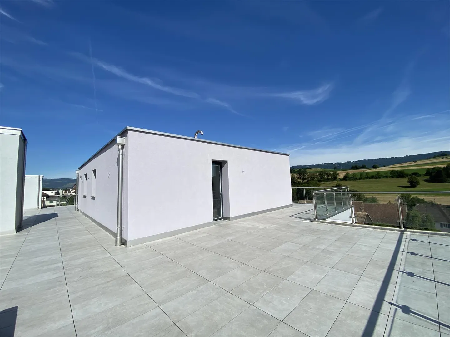 Penthouse - Photo 12 of 13