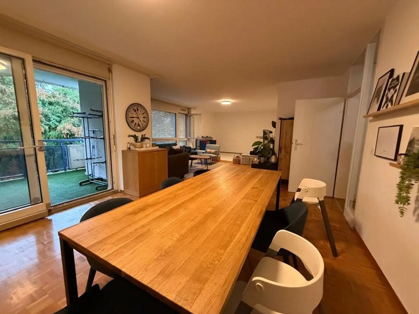 Beautiful apartment with terrace and balcony in the heart of Petit-Lancy - Photo 3 of 9