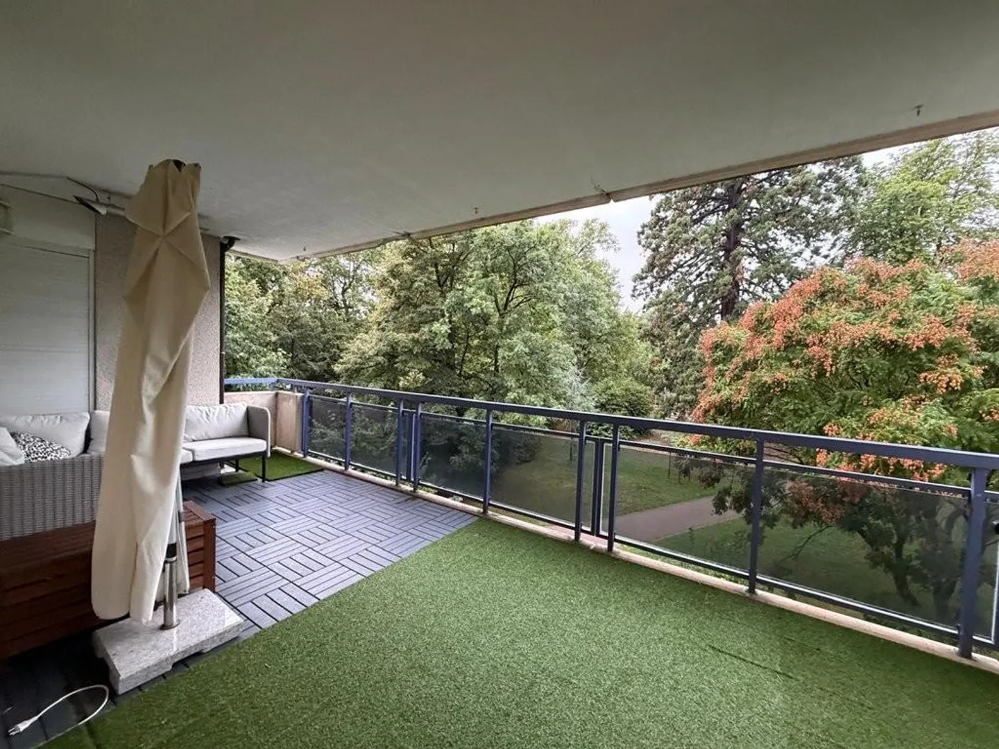 Beautiful apartment with terrace and balcony in the heart of Petit-Lancy - Photo 9 of 9