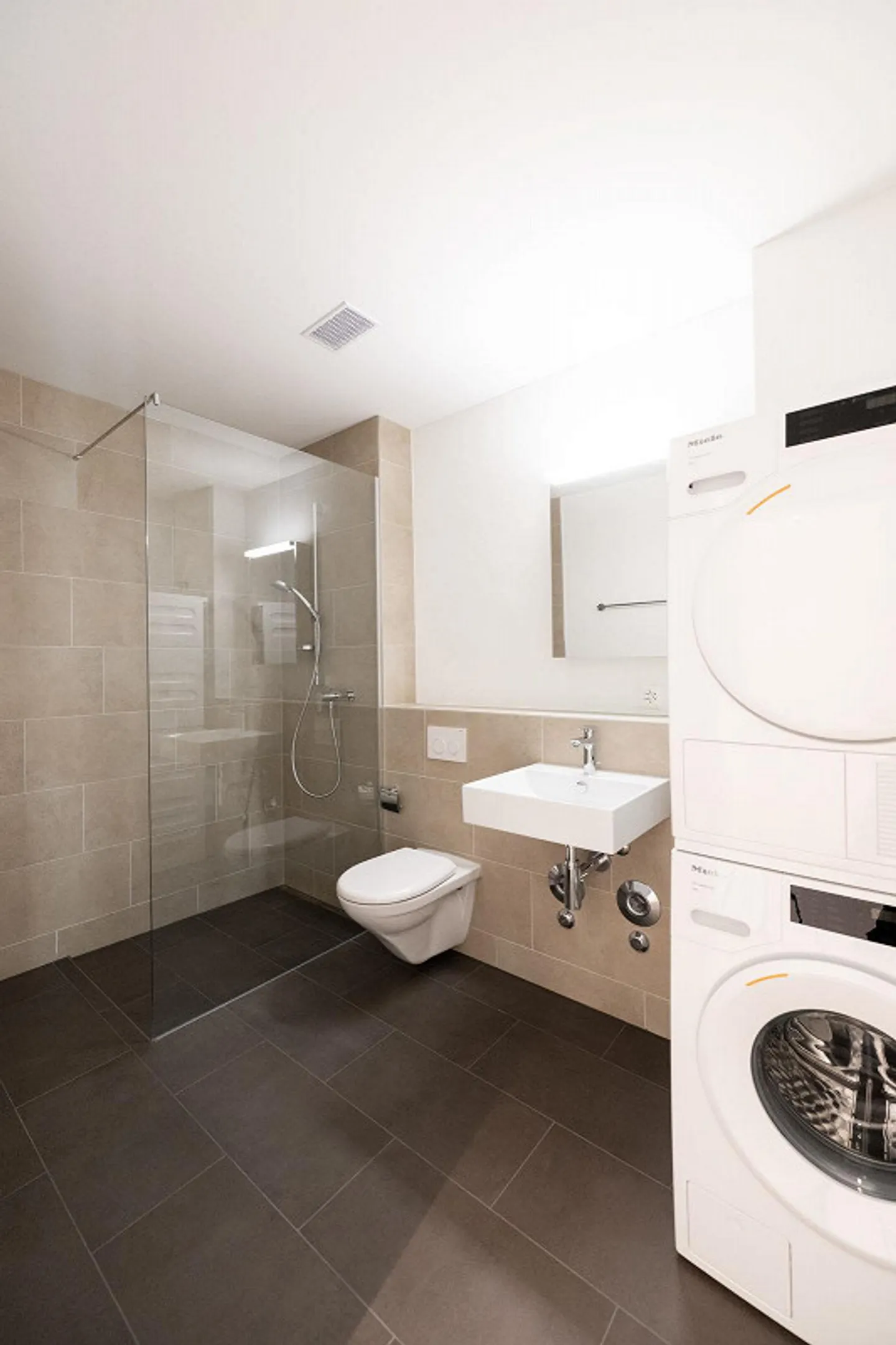 Helle Wohnung im Zentrum gesucht? - Foto 5 von 5