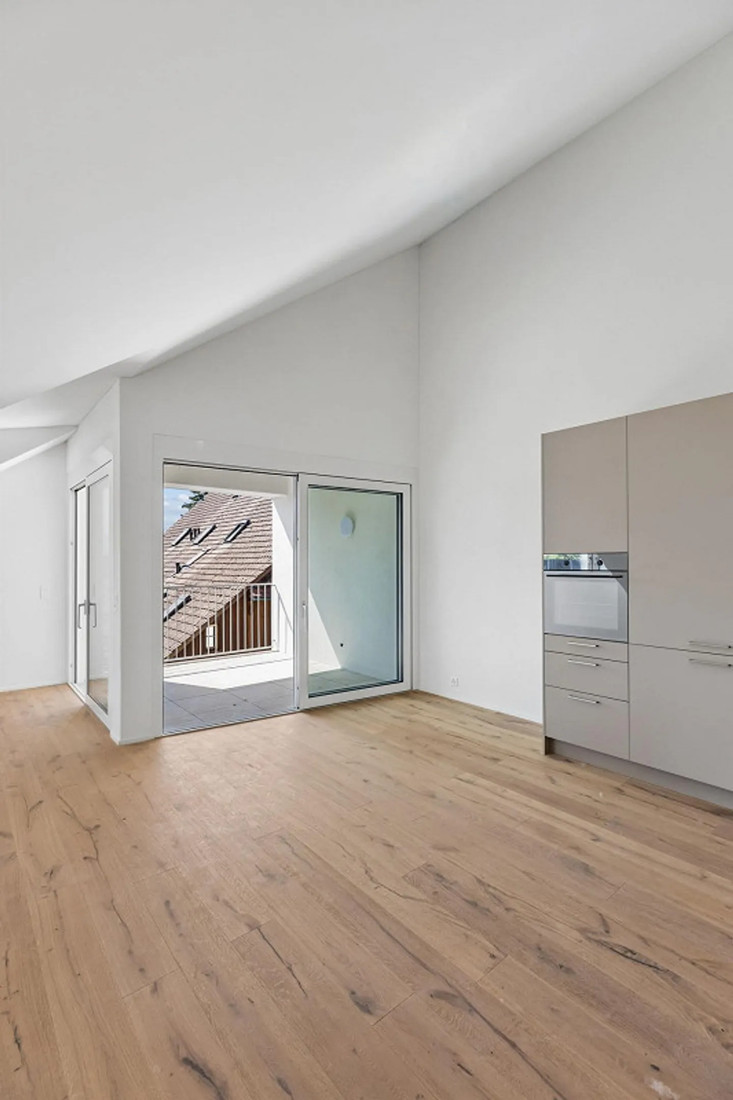 Penthouse moderne 3.5 pièces - lumineux et accueillant - Photo 8 sur 13