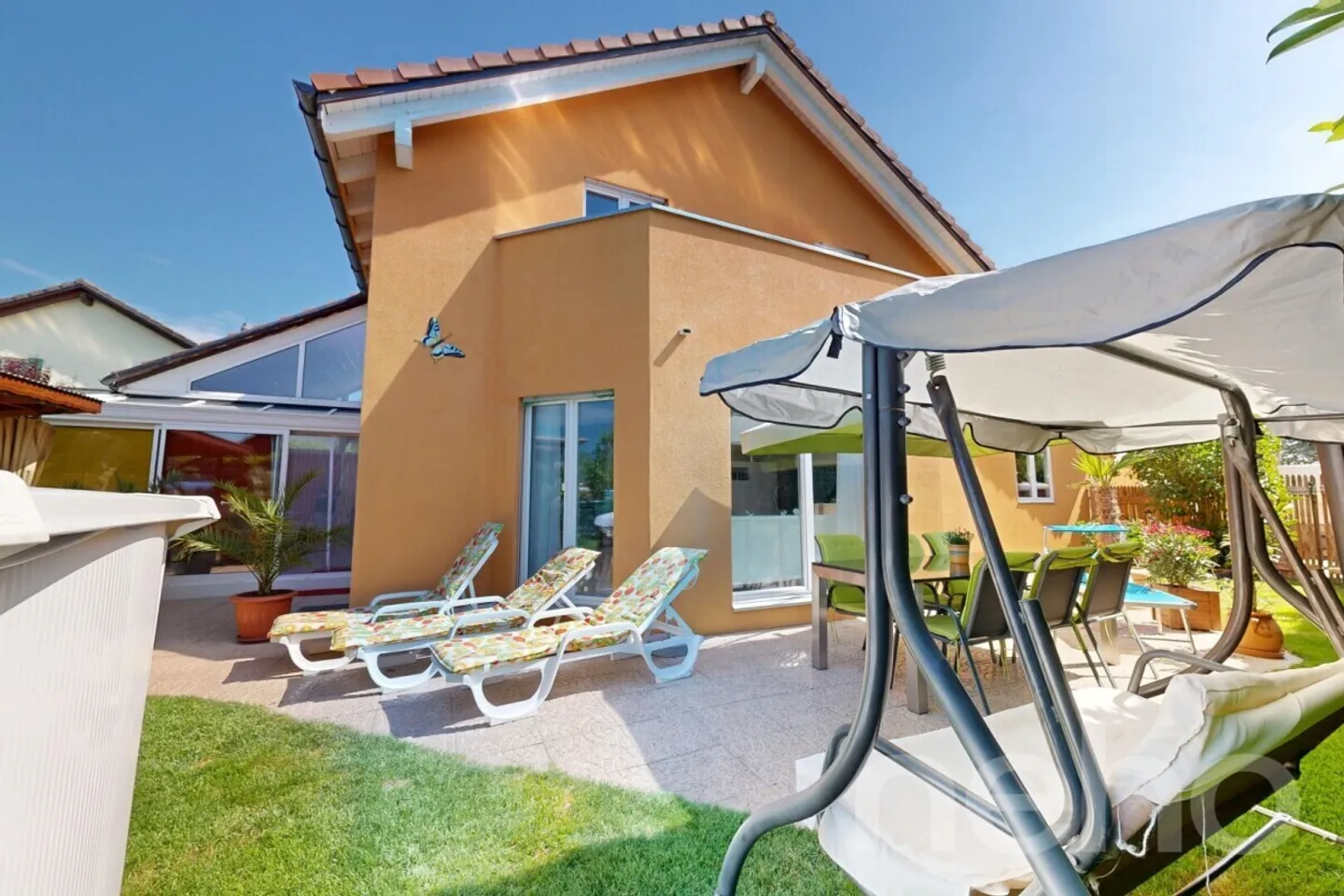 Beautiful family house with pool and summer kitchen in a quiet location - Photo 12 of 12