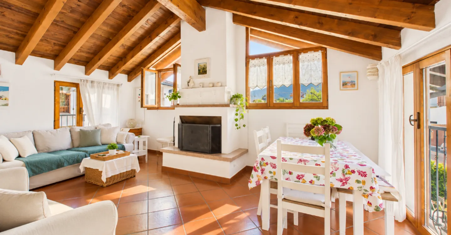 Incantevole Casa a Schiera con Giardino - Foto 4 di 12