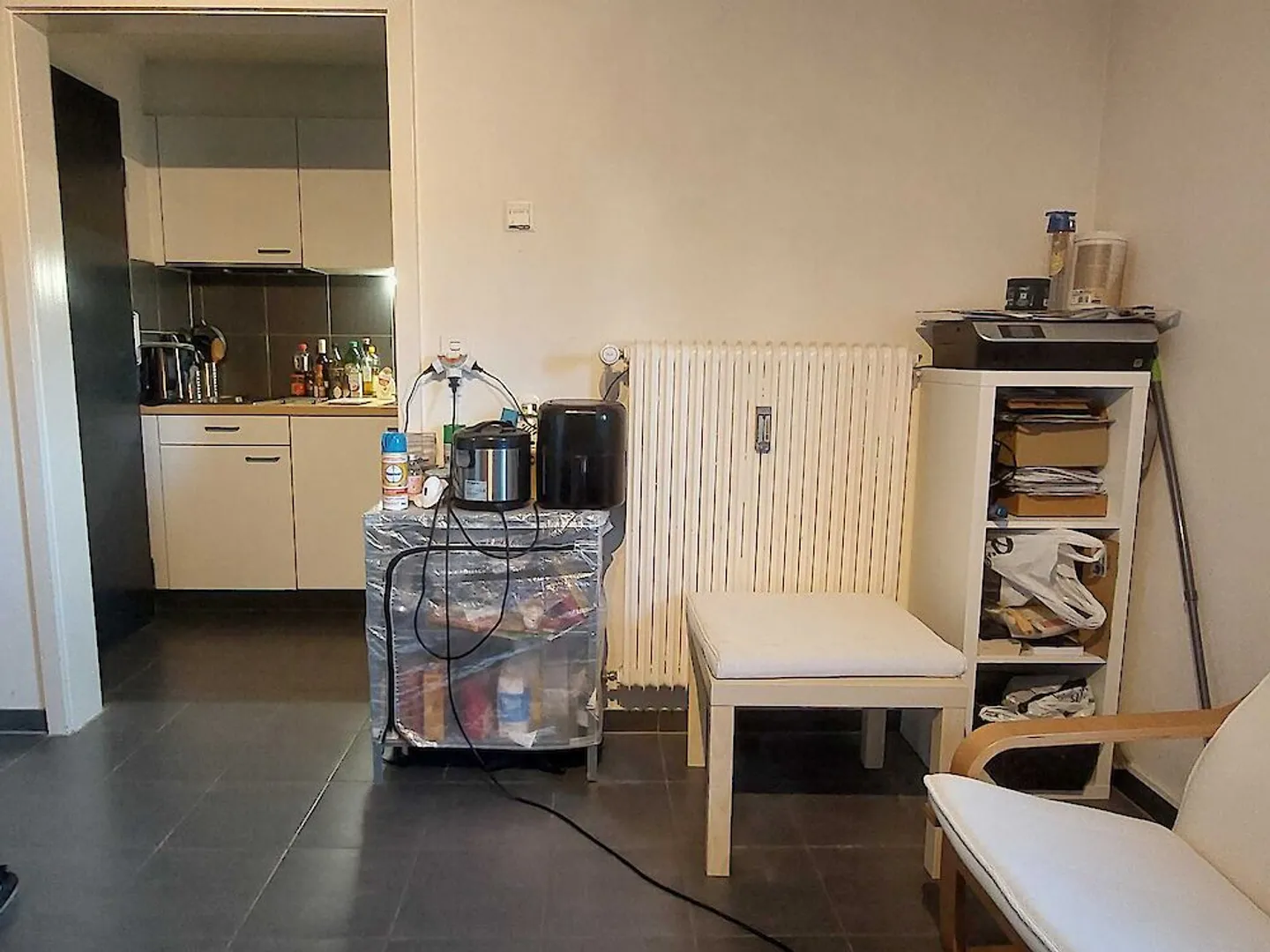 Studio on Rue Louis-Chollet 1 - Photo 3 of 5