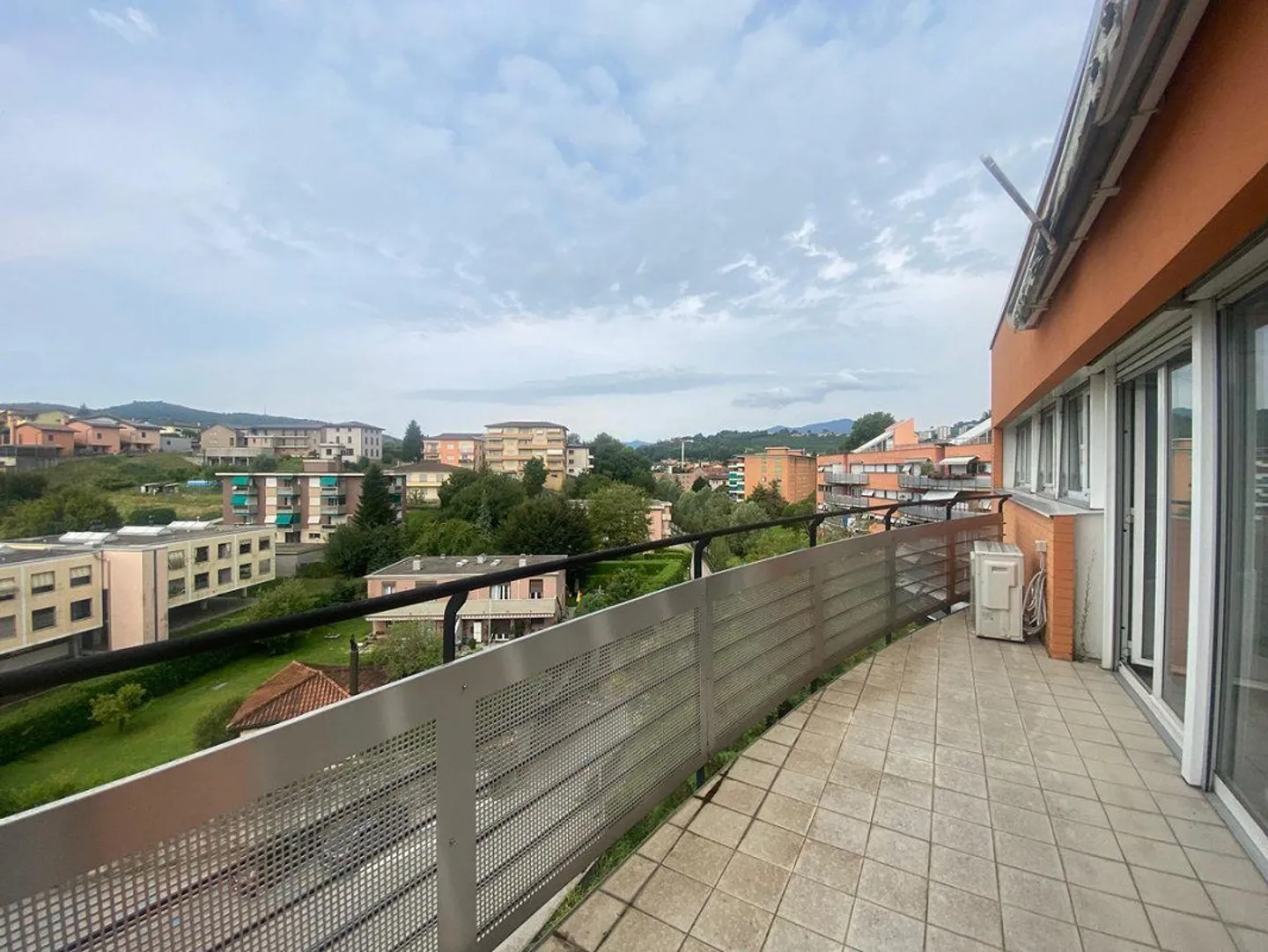 Balerna - appartamento 3.5 locali in contesto residenziale - Foto 8 di 9