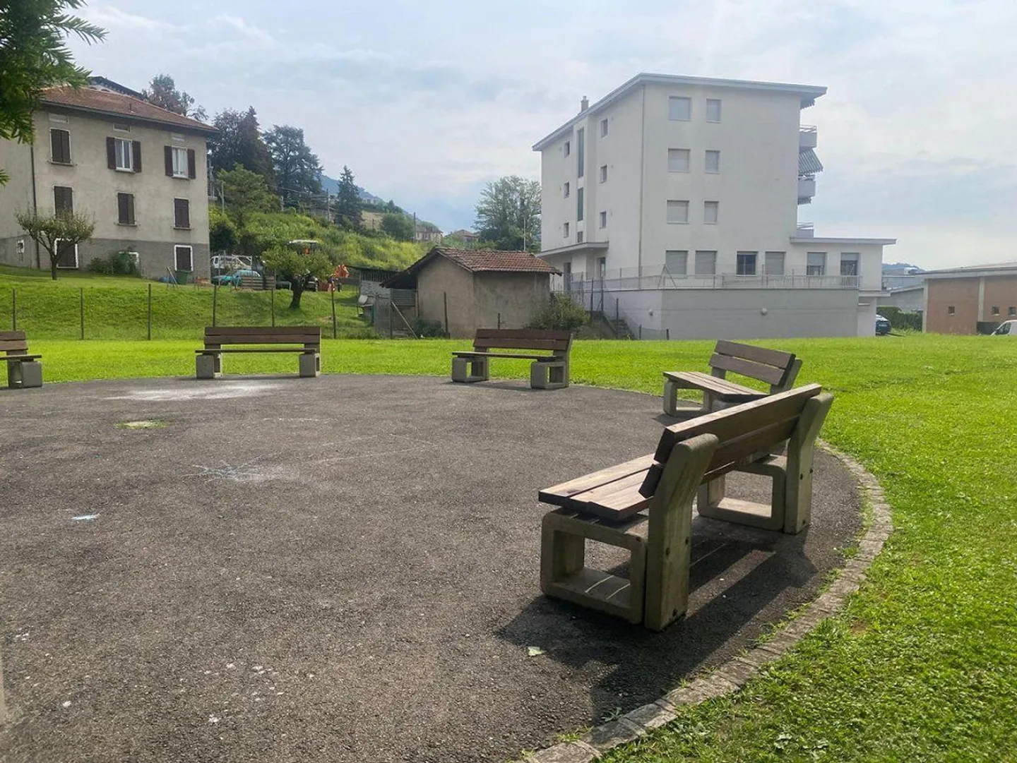 Balerna - appartamento 3.5 locali in contesto residenziale - Foto 9 di 9