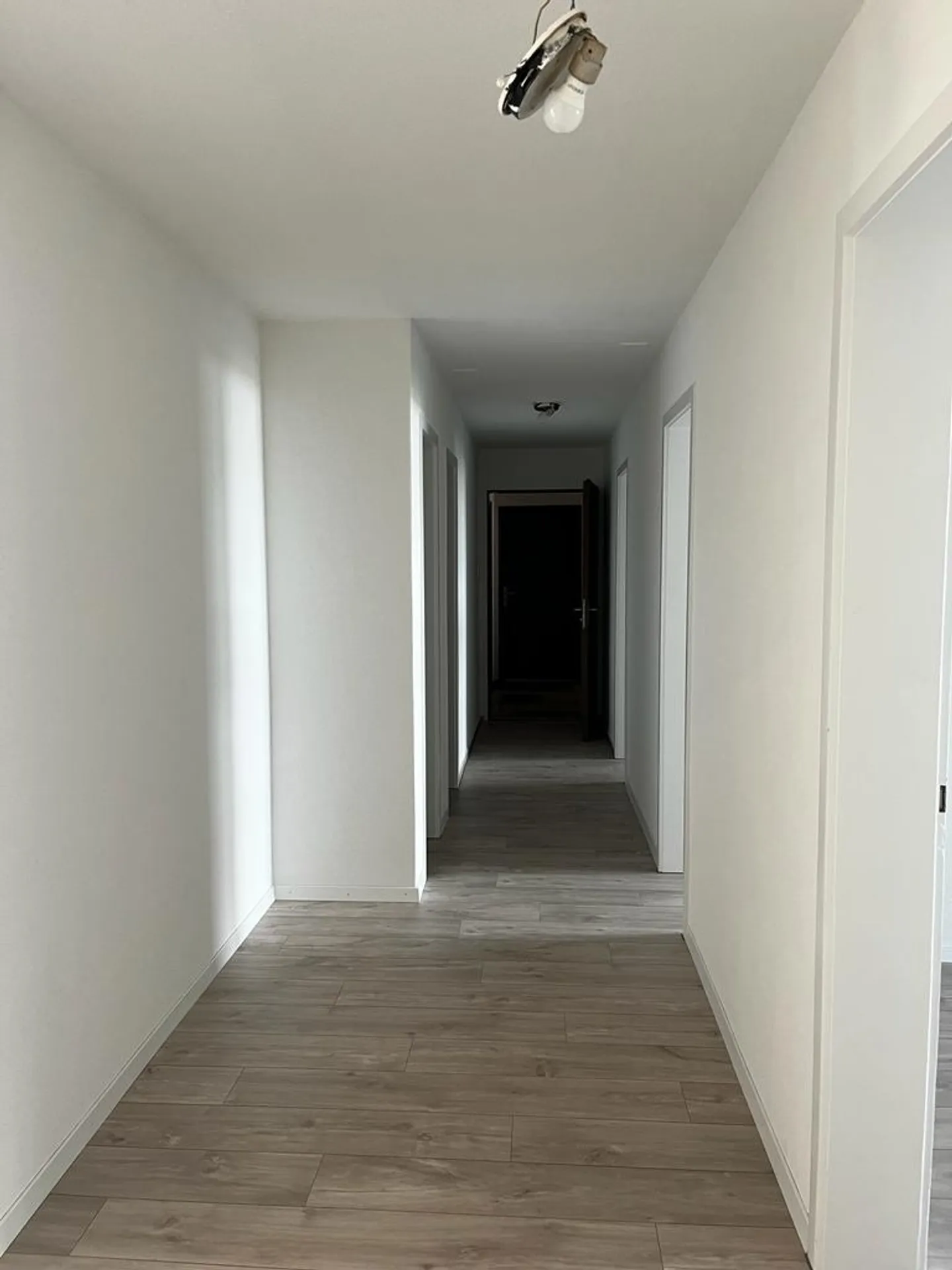 Appartamento ristrutturato di 5,5 stanze a Langenthal BE - Foto 8 di 10