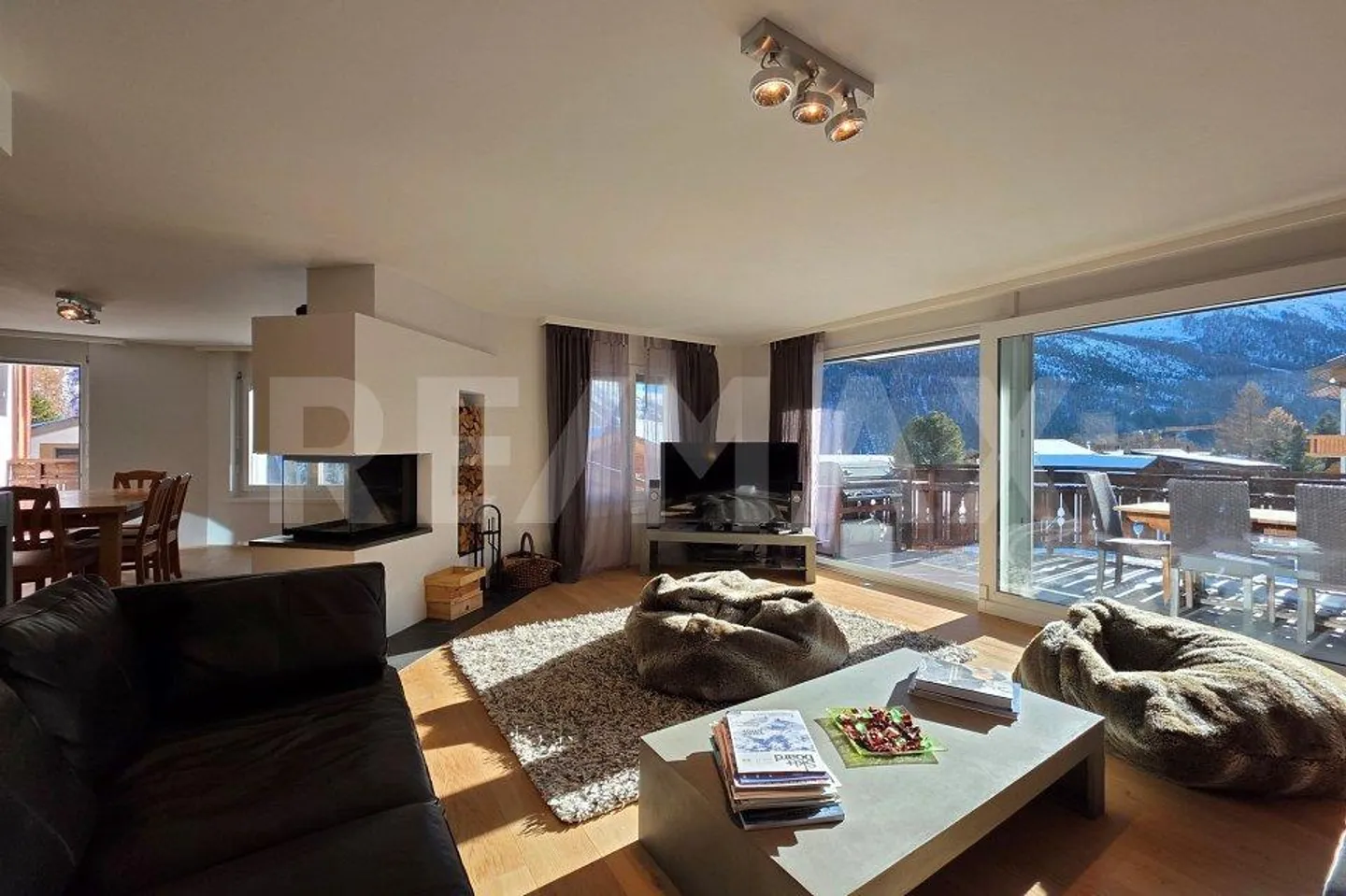 Appartement de vacances de luxe à Saas-Fee : Alpin et moderne - Photo 4 sur 13