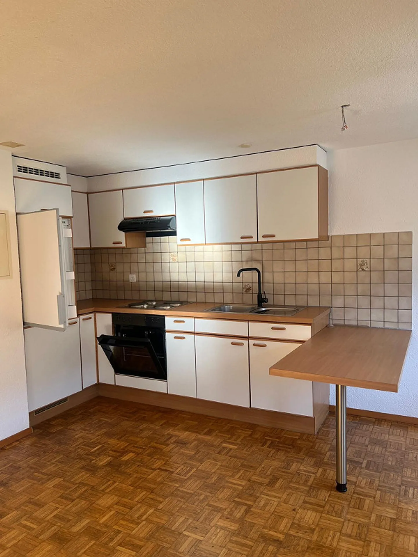 Charmante Wohnung in Näfels - Foto 1 von 6