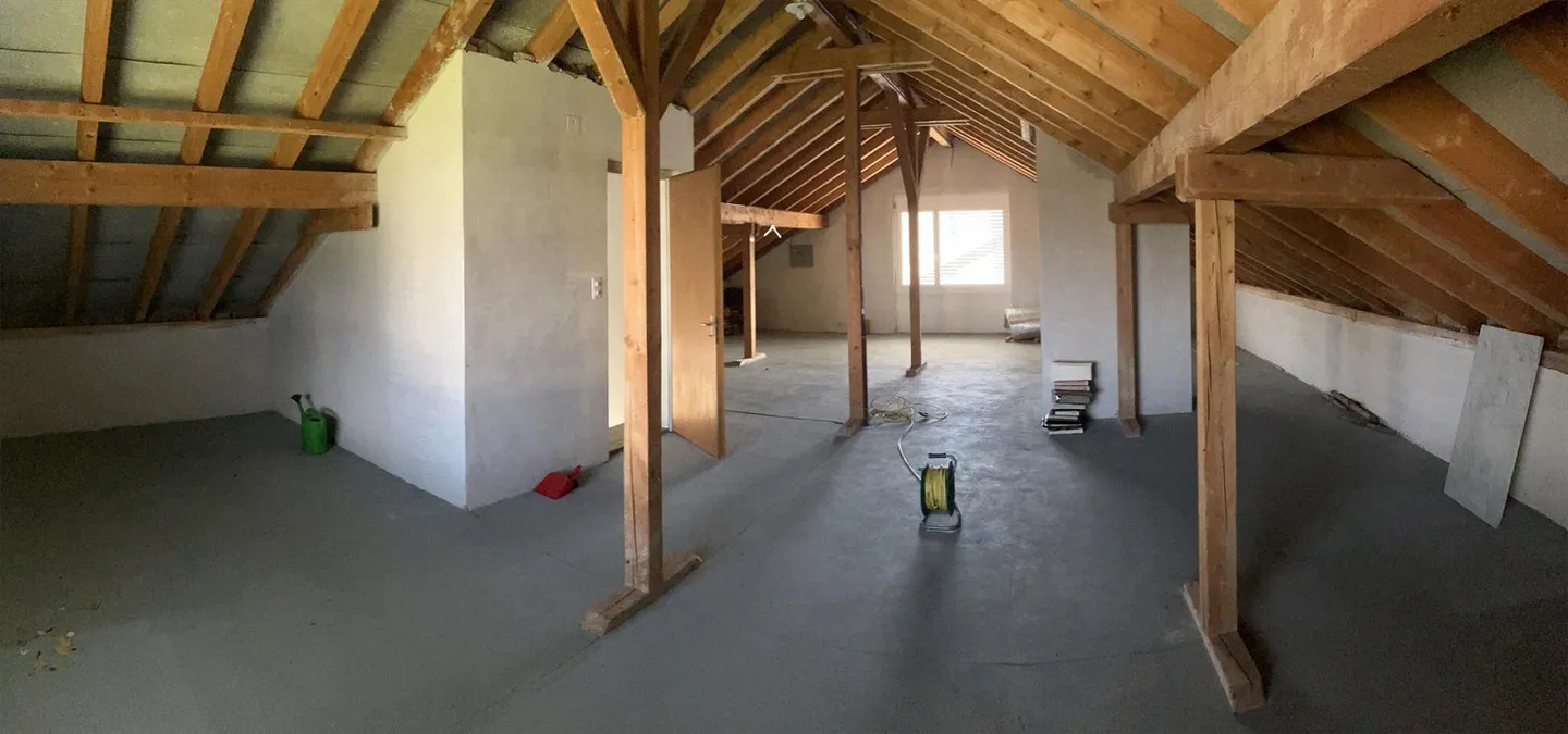 Charmantes 5 1/2 - Zimmer Einfamilienhaus mit zwei Garagen - Photo 5 of 24