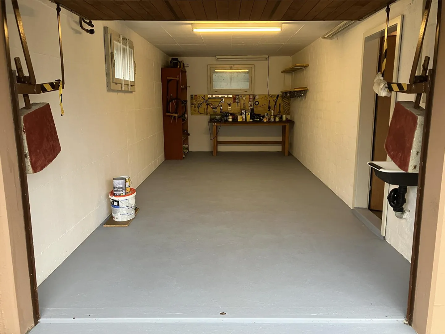 Charmantes 5 1/2 - Zimmer Einfamilienhaus mit zwei Garagen - Photo 9 of 24