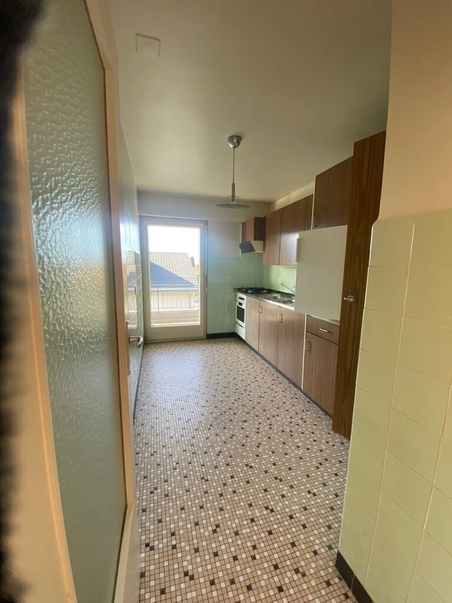 À saisir ! Appartement de charme dans les hauts de Vevey ! - Photo 4 sur 8