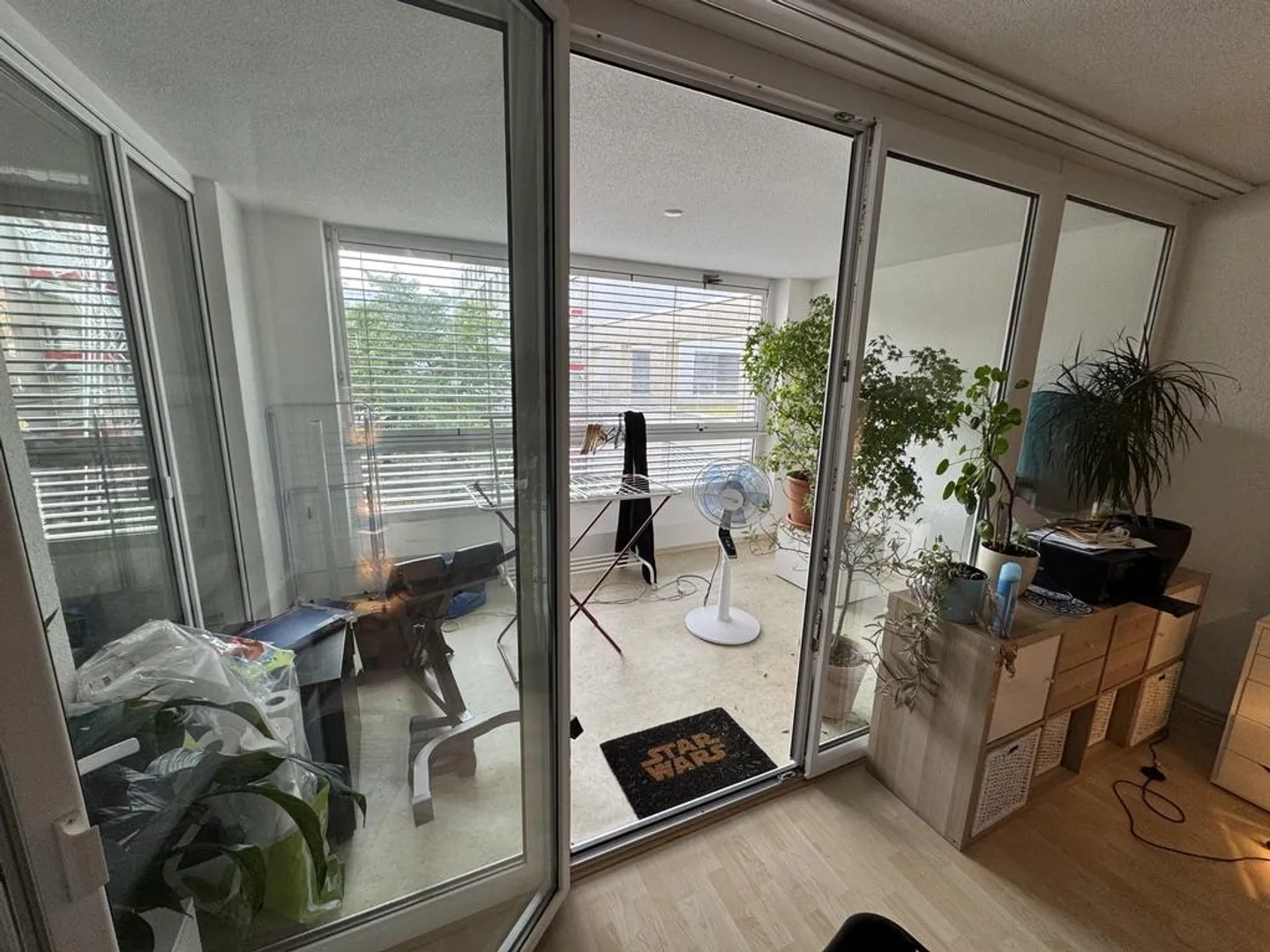Appartamento affascinante con 2.5 stanze e loggia nel cuore di Biel / Affascinante - Foto 5 di 7