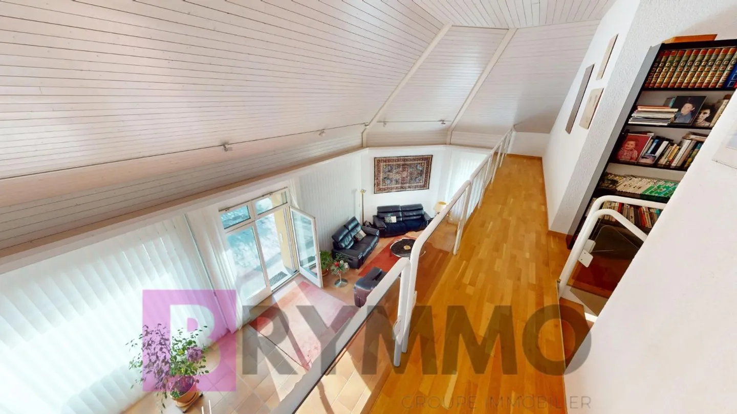 Nel cuore di Rolle — Villa con 5,5 stanze e appartamento separato di 2 stanze con piscina - Foto 9 di 16
