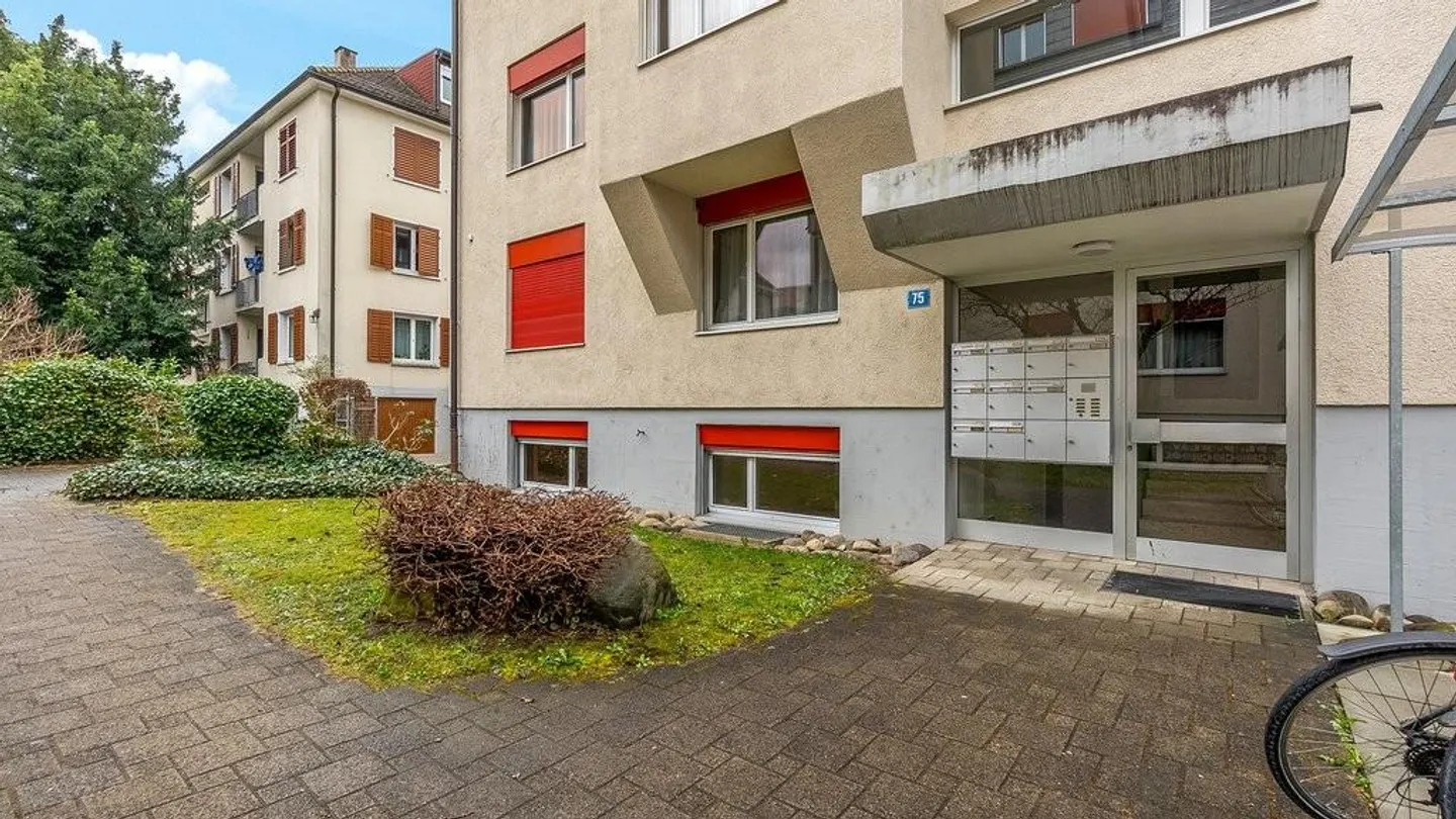 Vielseitig nutzbar: 99m2 Gewerbefläche in Zürich Oerlikon - Foto 2 von 9