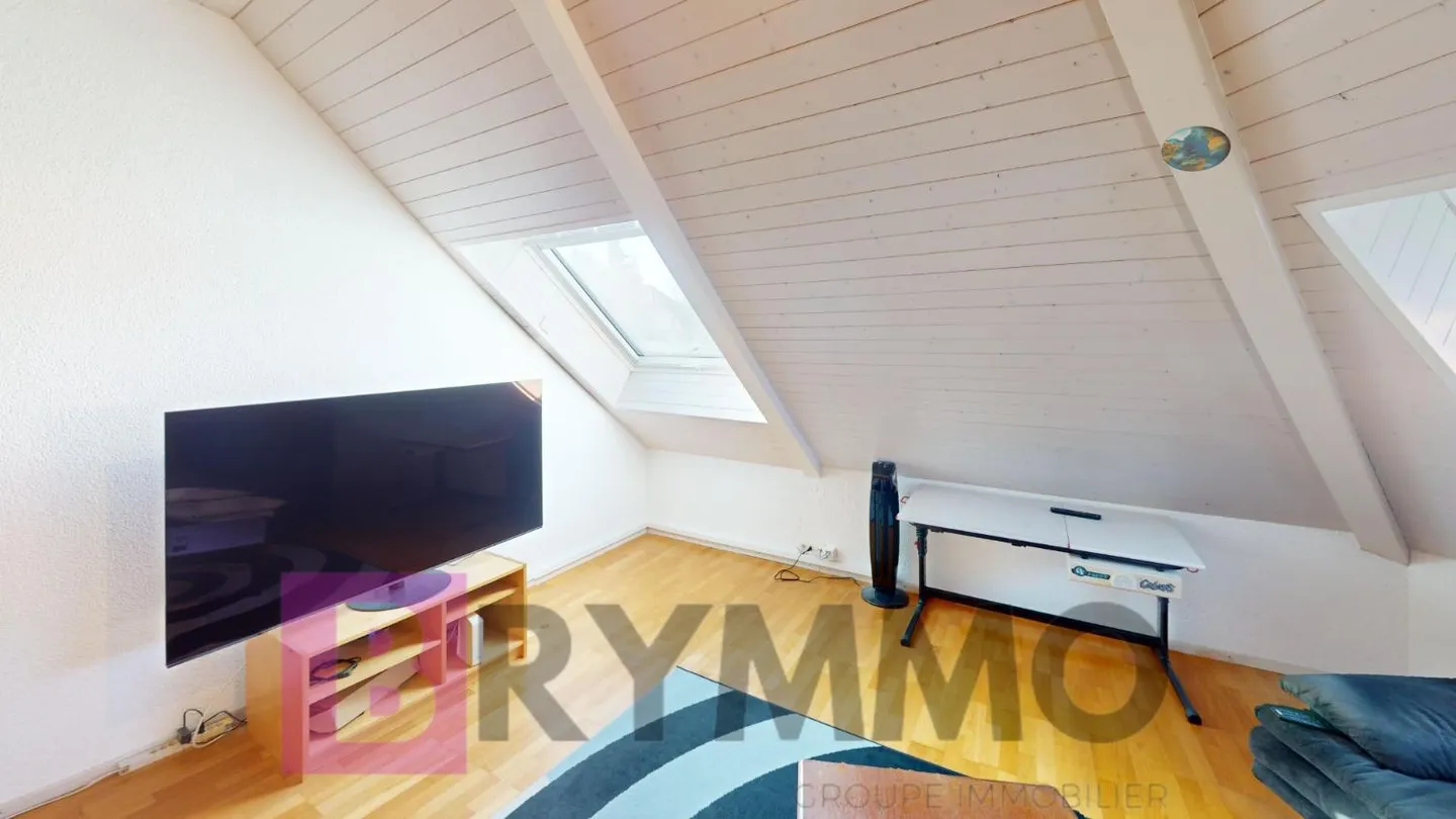 Nel cuore di Rolle — Villa con 5,5 stanze e appartamento separato di 2 stanze con piscina - Foto 11 di 16