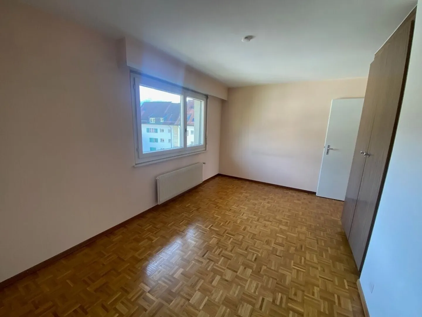 À saisir ! Appartement de charme dans les hauts de Vevey ! - Photo 6 sur 8