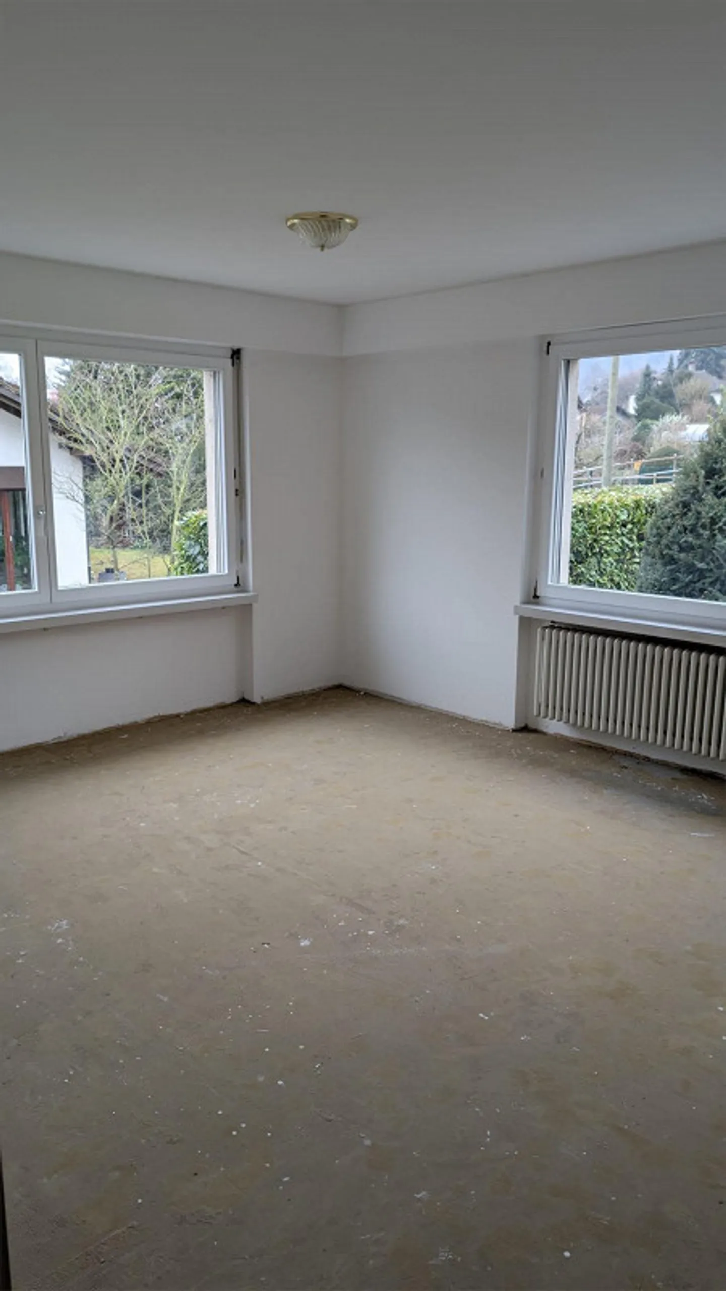 Charmantes 5 1/2 - Zimmer Einfamilienhaus mit zwei Garagen - Photo 20 of 24