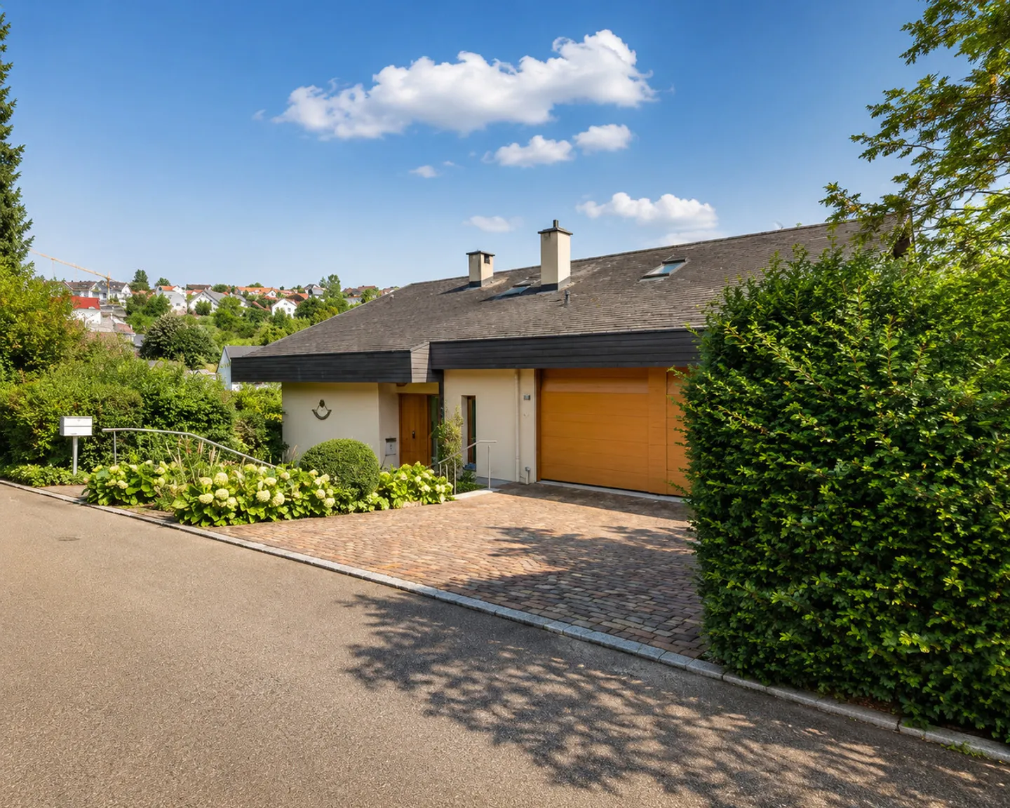 Einfamilienhaus mit Weitsicht - Foto 1 von 10