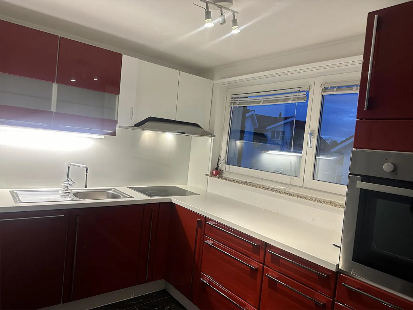 4,5-Zimmer-Wohnung mit Wintergarten und Garten - Foto 1 von 12