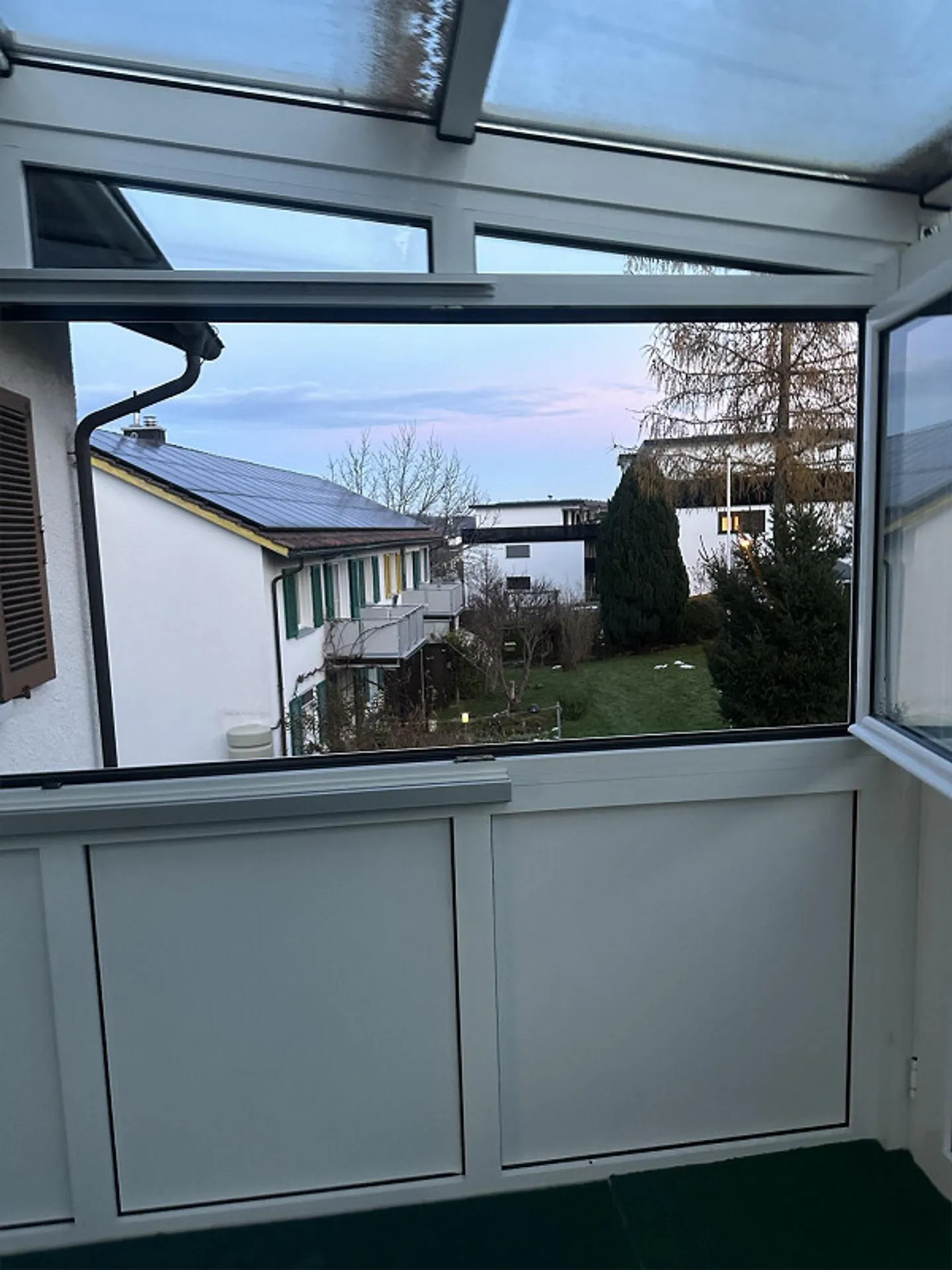 4,5-Zimmer-Wohnung mit Wintergarten und Garten - Foto 7 von 12