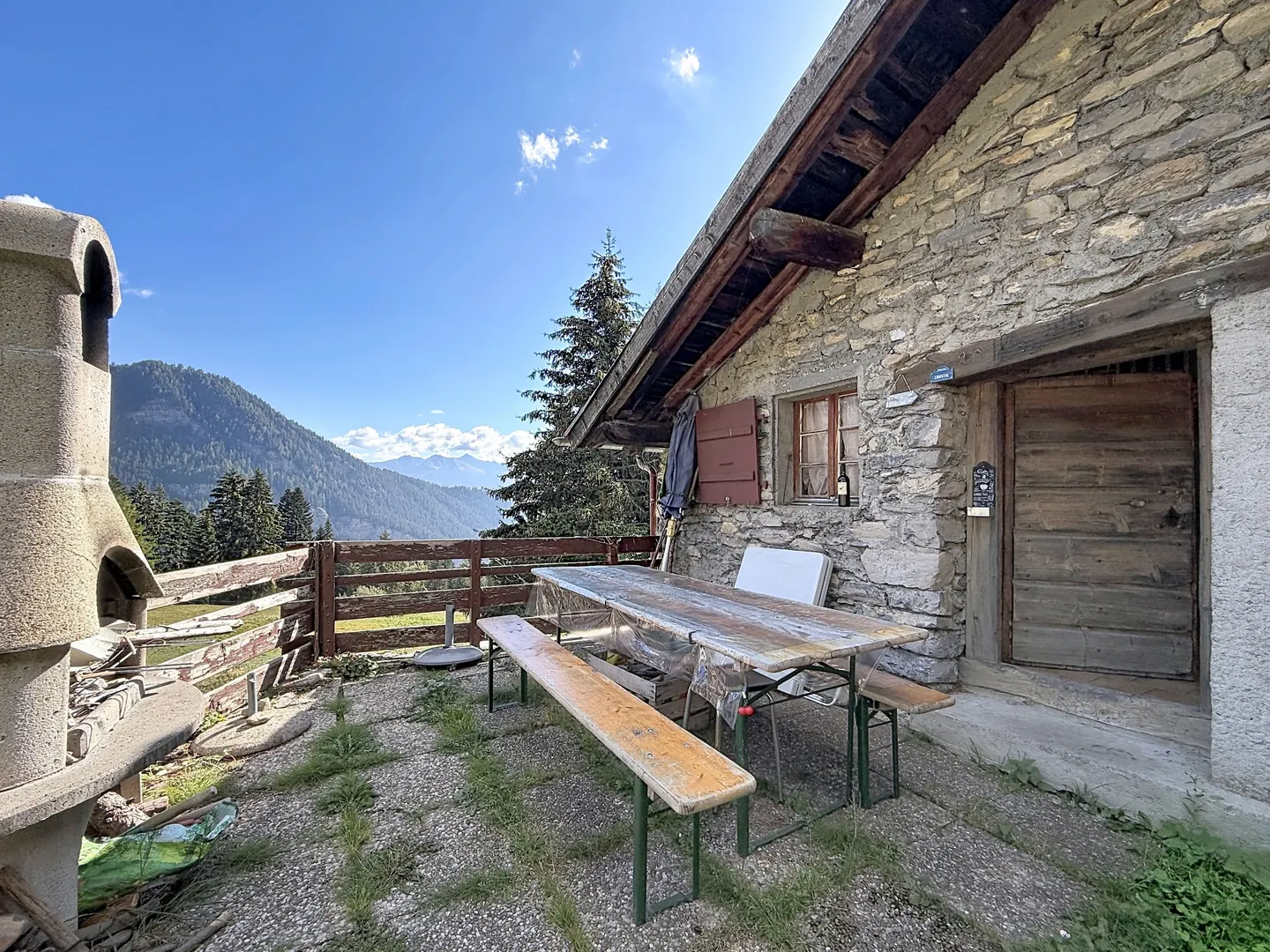 Authentic Mountain Retreat - Photo 1 of 5
