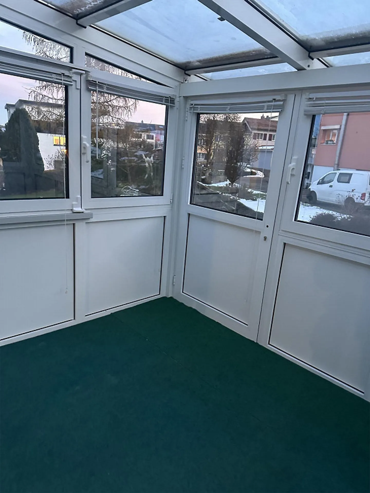 4,5-Zimmer-Wohnung mit Wintergarten und Garten - Foto 9 von 12