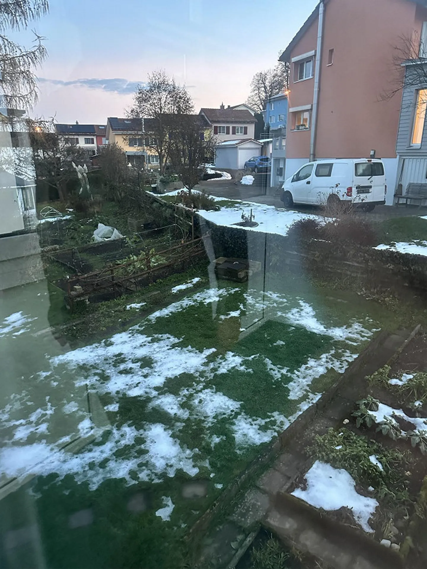 4,5-Zimmer-Wohnung mit Wintergarten und Garten - Foto 10 von 12