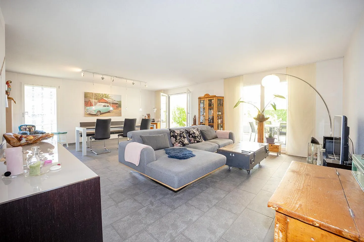 Attractive 4.5-room condominium with large garden terrace - Photo 9 of 15