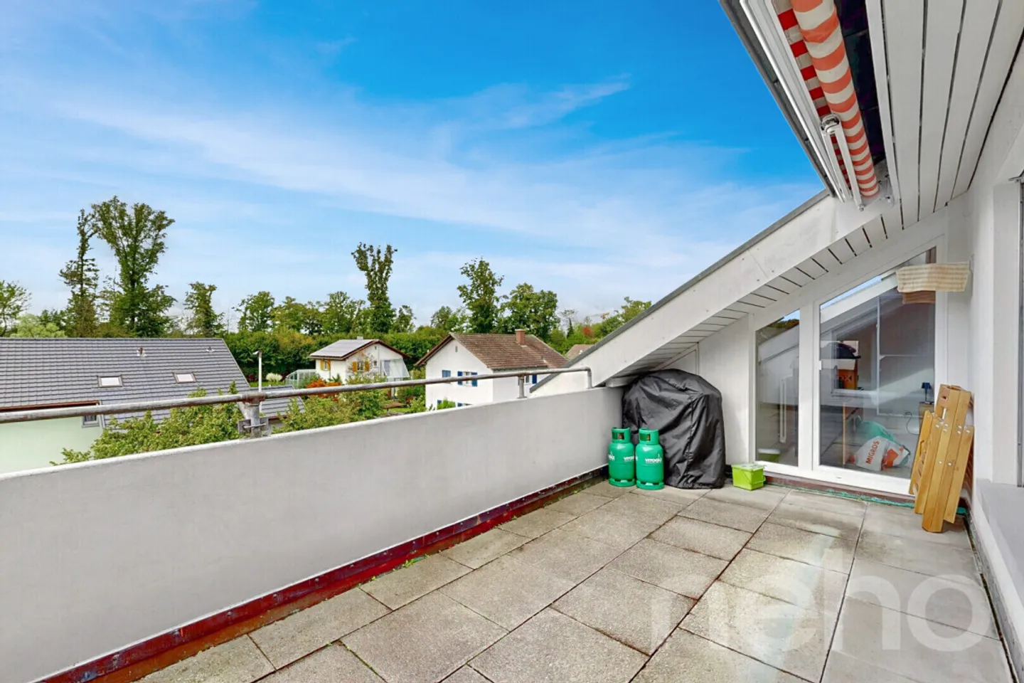 Grosszügige Dachwohnung nahe Emme - Foto 10 von 12