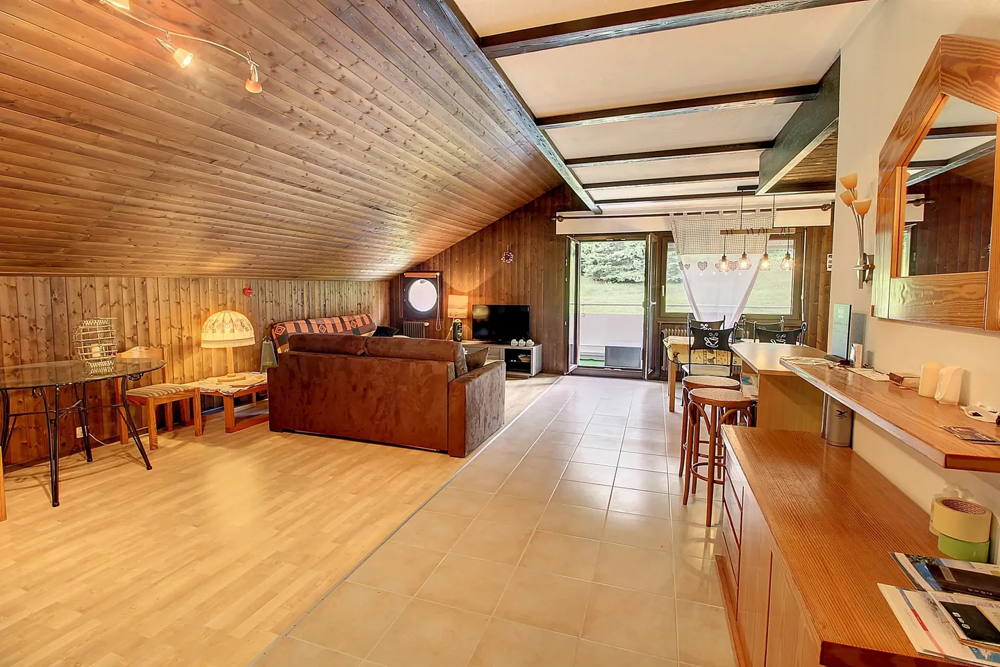 Charmant Appartement Penthouse - Photo 2 sur 7