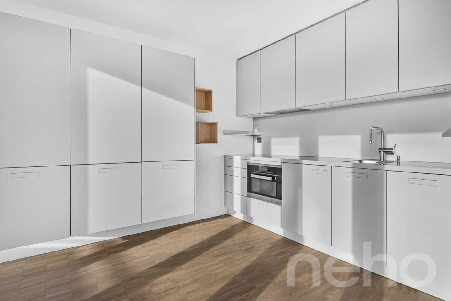 Luminoso appartamento attico di 1,5 stanze con vista sul Pilatus nel quartiere di Büttenen - Foto 4 di 12