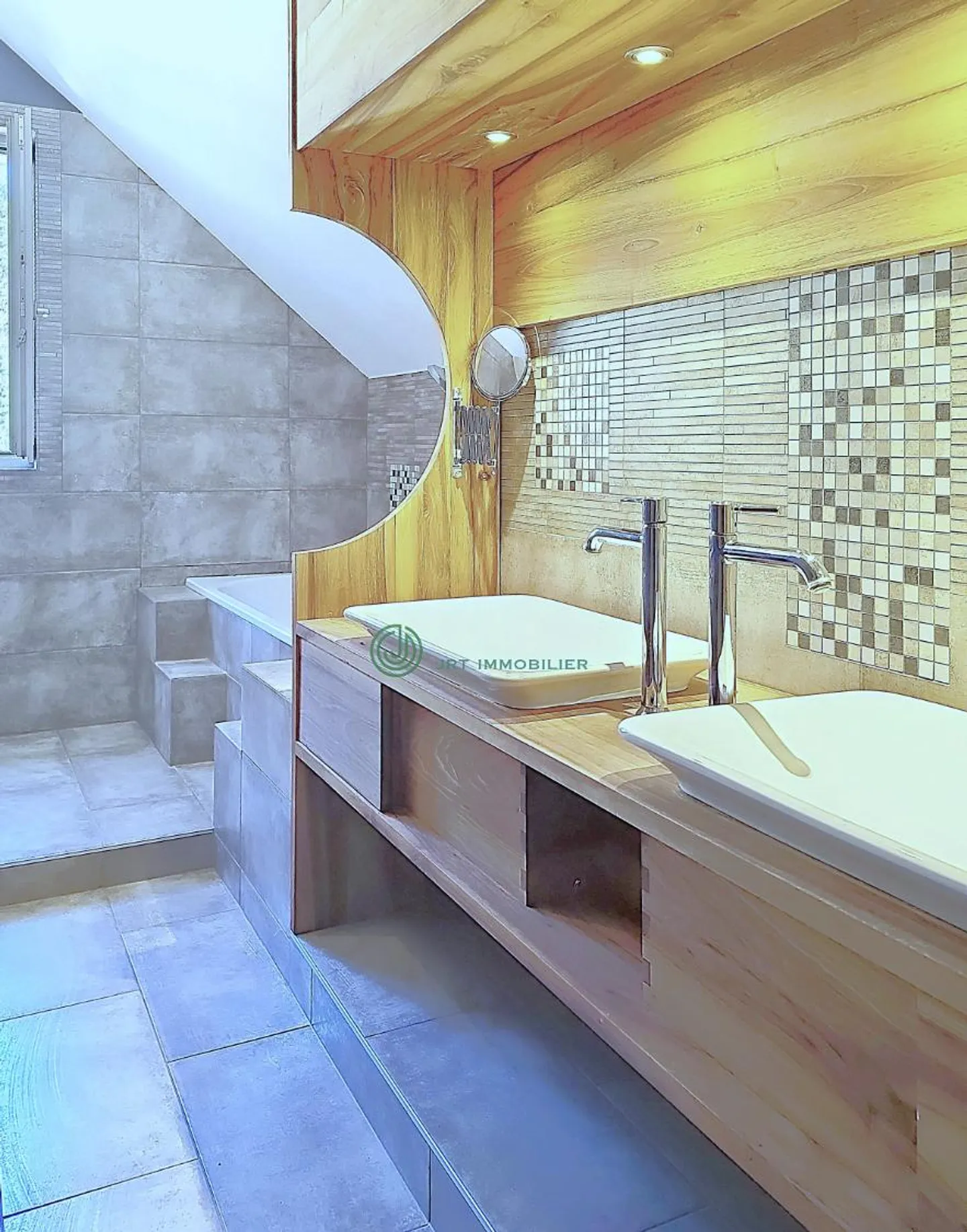 Chalet rénové en lisière de forêt - Photo 8 sur 12