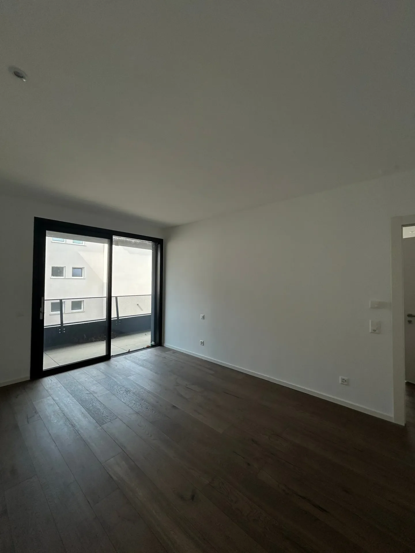 Modernes 2.5-Zimmer-Apartment - Foto 7 von 9