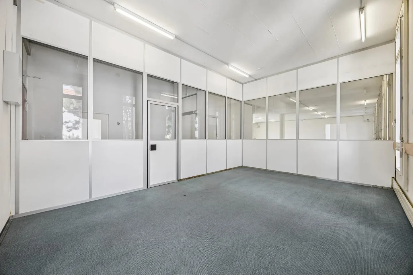 Spazio ufficio, magazzino o commerciale versatile in posizione centrale a Heerbrugg - Foto 6 di 13
