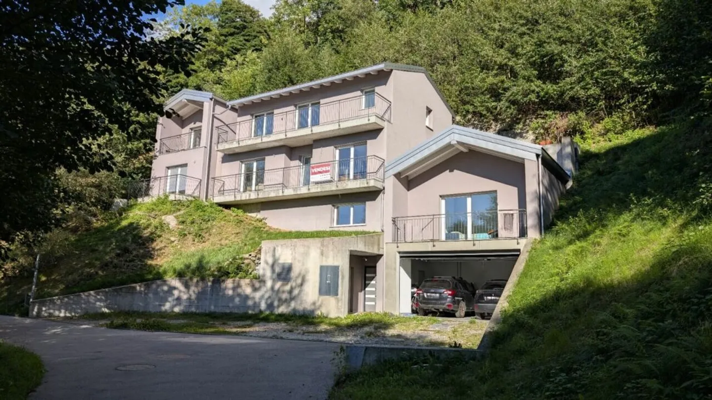 Prestigio e Natura in Perfetta Armonia - La Residenza che Unisce Eleganza e Tranquillità - Foto 22 di 22