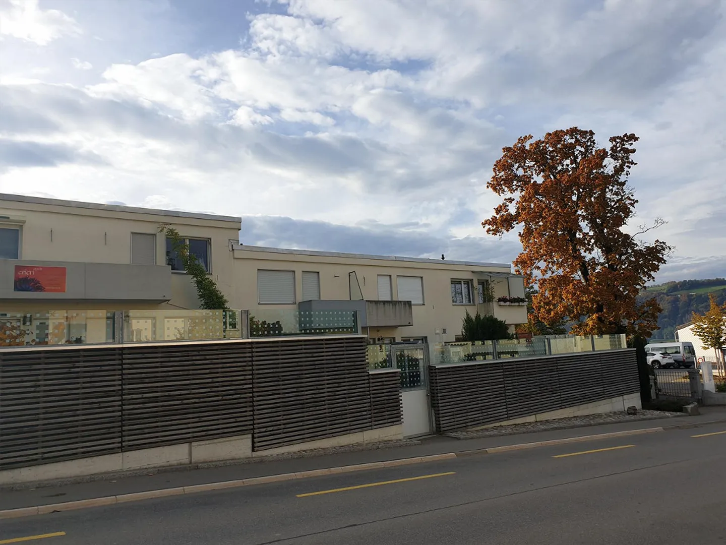 Casa a schiera attraente di 4,5 stanze - Foto 1 di 10