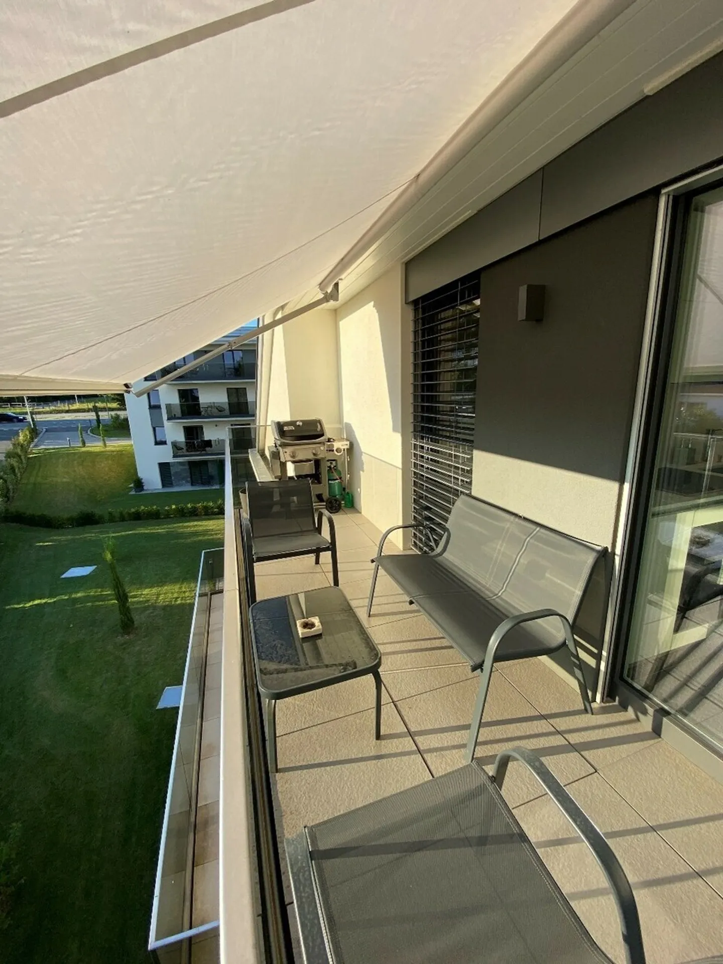 Lussuoso appartamento di 2,5 locali in mansarda. Finiture di alta gamma - Foto 5 di 8